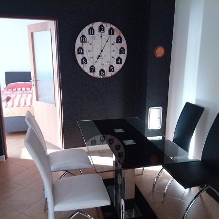 Apartman U Zlateho Krizku Velke Mezirici Luaran gambar