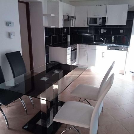 Apartman U Zlateho Krizku Velke Mezirici Luaran gambar