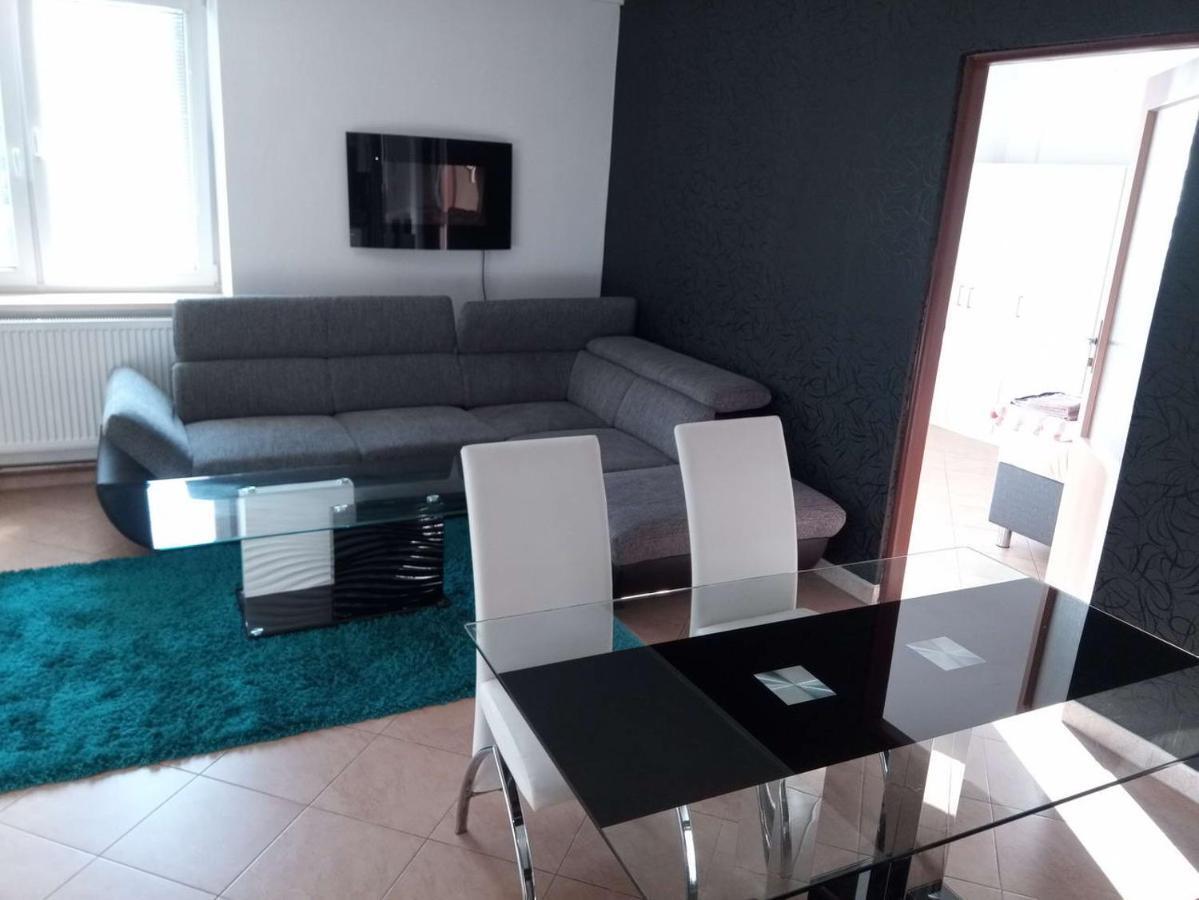 Apartman U Zlateho Krizku Velke Mezirici Luaran gambar